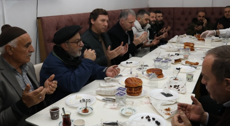 İnegöl'de "Bereket Sofrası Buluşmaları", Emir Sultan Camii'nden başladı