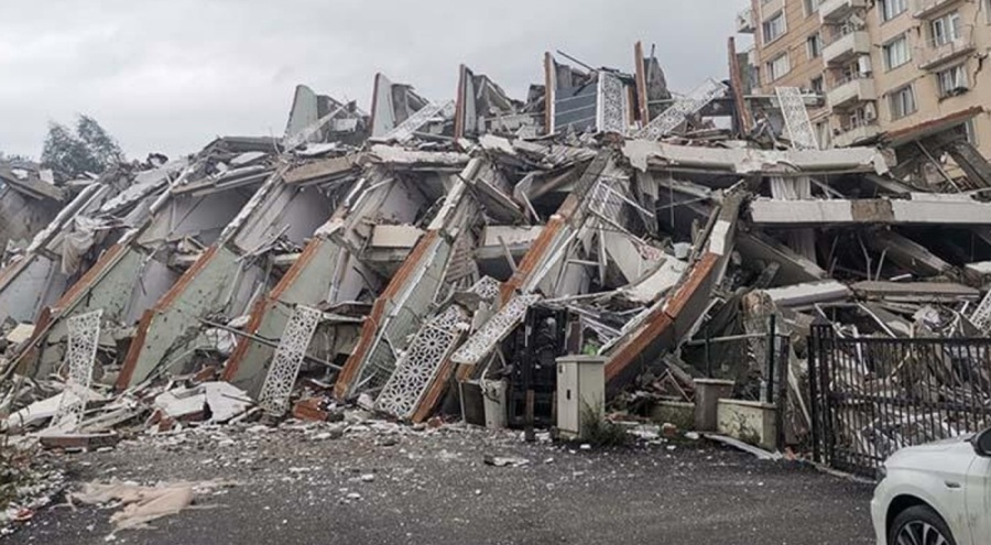 Hatay'da 75. yıl apartmanı yıkılmasıyla ilgili dava açıldı