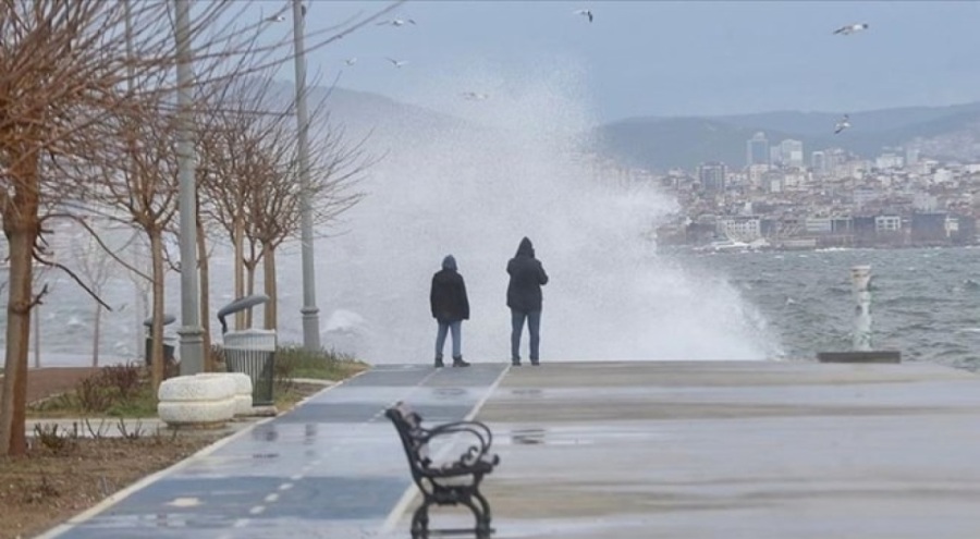 İstanbul Valisi'nden fırtına uyarısı