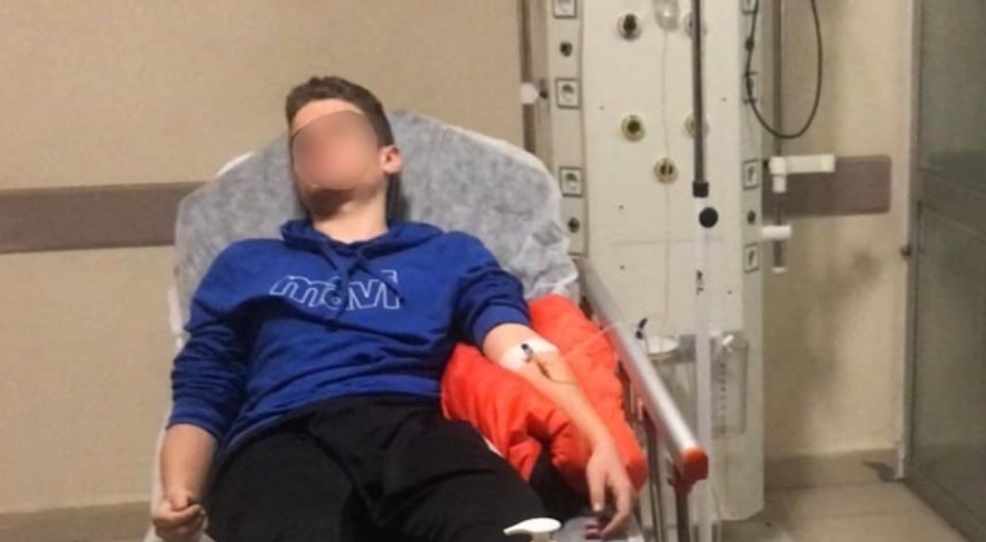 Lise öğrencileri gıda zehirlenmesi şüphesiyle hastaneye kaldırıldı