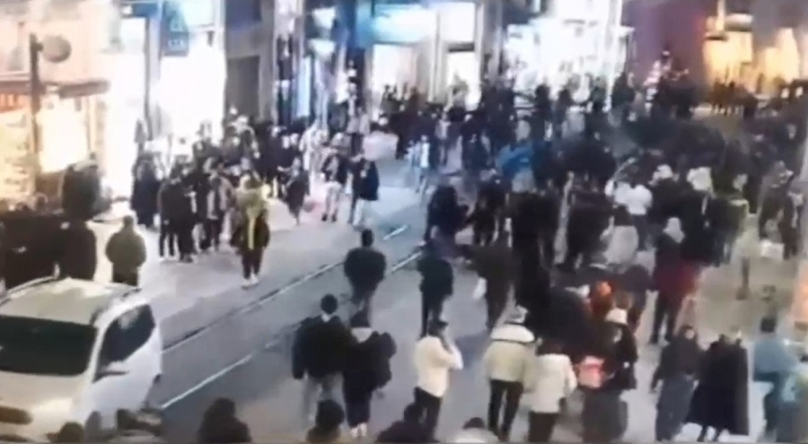 Taksim'de ağızlıksız pitbull gezdirenlere 66 bin 798 lira ceza