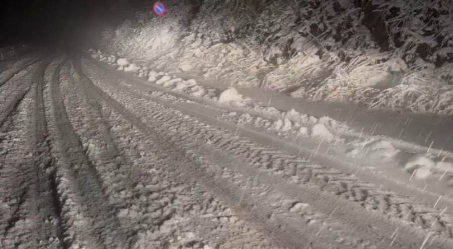 Kartepe'de kar yağışı etkili oluyor