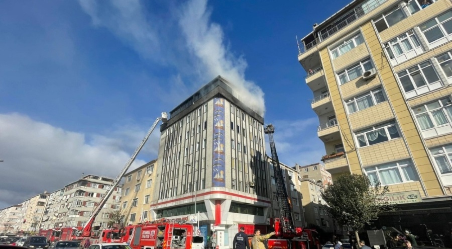 İstanbul'da hastane yangını!