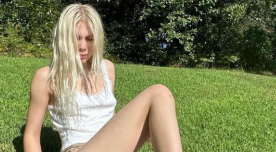 Aleyna Tilki iddialı pozlarını paylaştı!