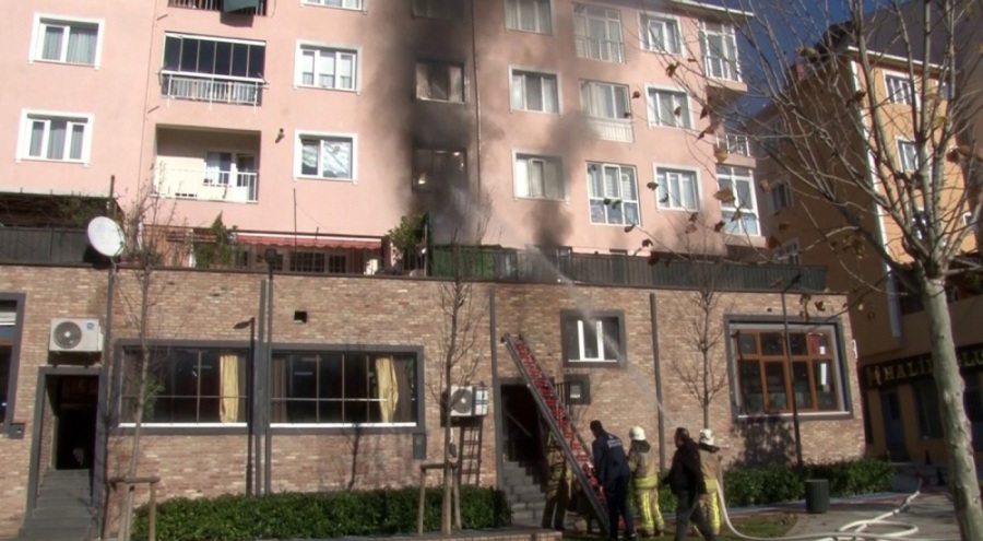 Daire alev alev yandı!