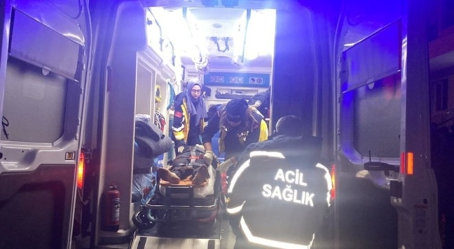 Sevgilisi ile tartışan kadın balkondan atladı