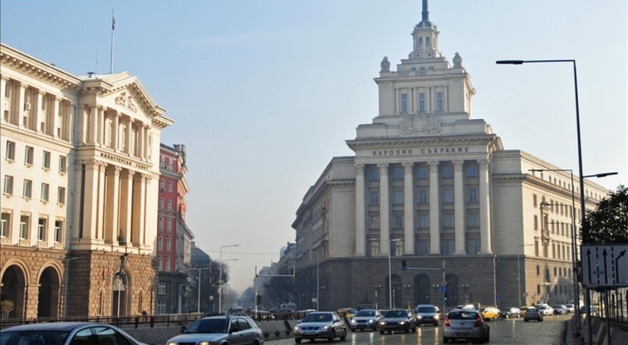 Bulgaristan, 2024 itibarıyla Rus petrolünün ithalatı ve rafinesini yasaklayacak