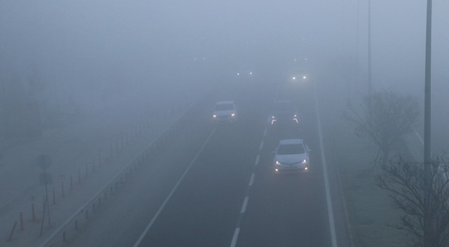 Sis 3 şehri esir aldı