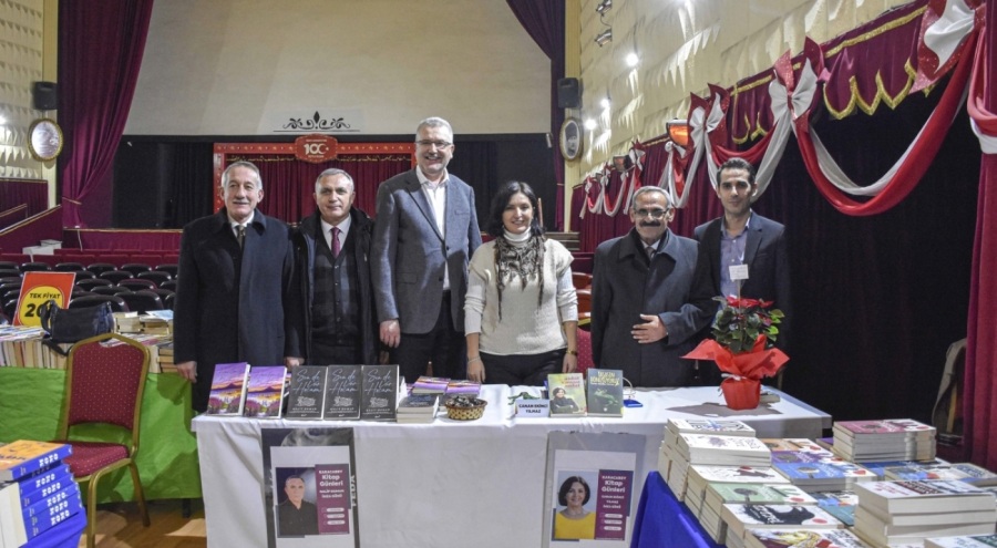 Bursa'da 'Karacabey Kitap Günleri' büyük ilgi gördü