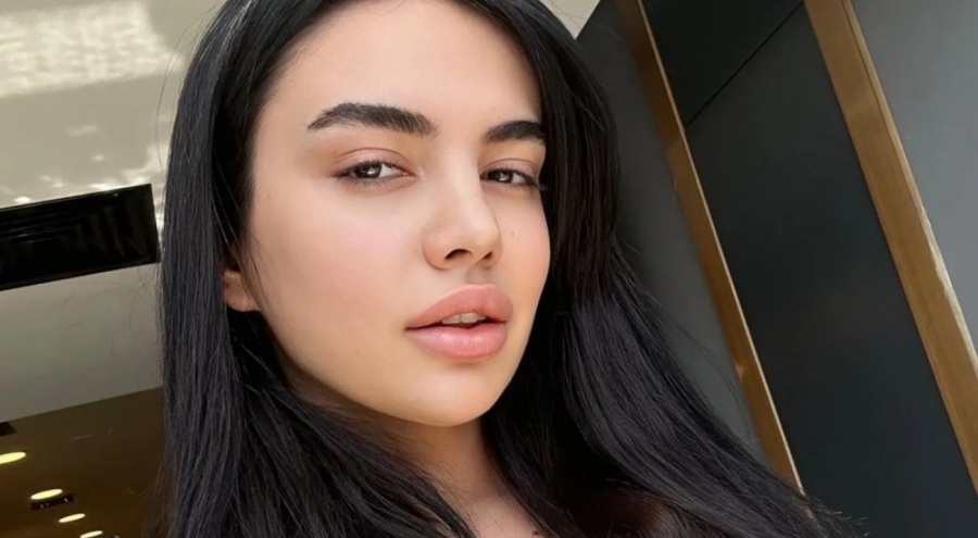 Fenomen Ece Ronay'ın 'Çirkinler'i her şeyi itiraf etti