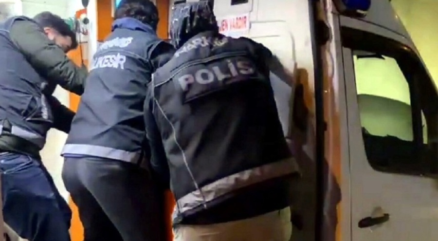 Ambulanstaki 9 kilogram uyuşturucuya tutuklama!