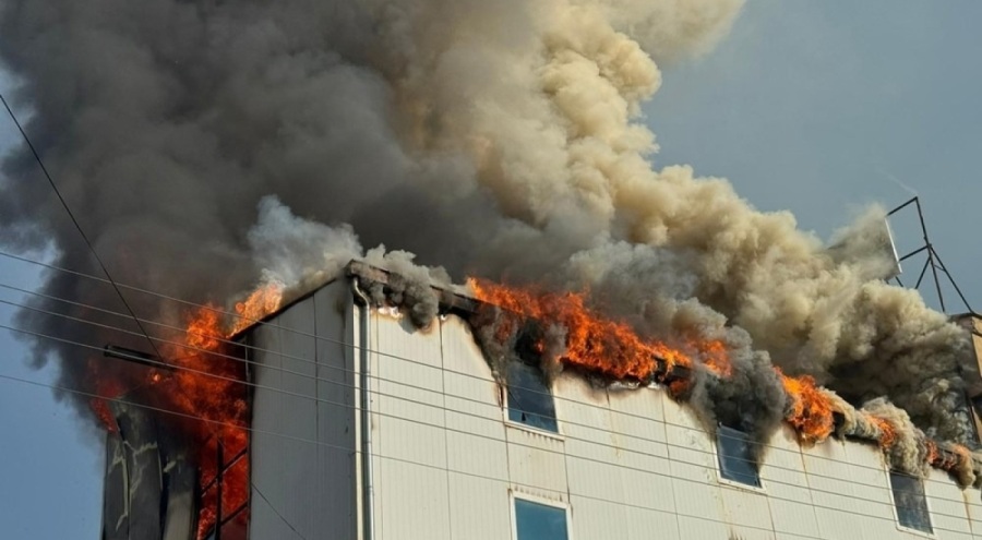 Sanayi sitesinde yangın!