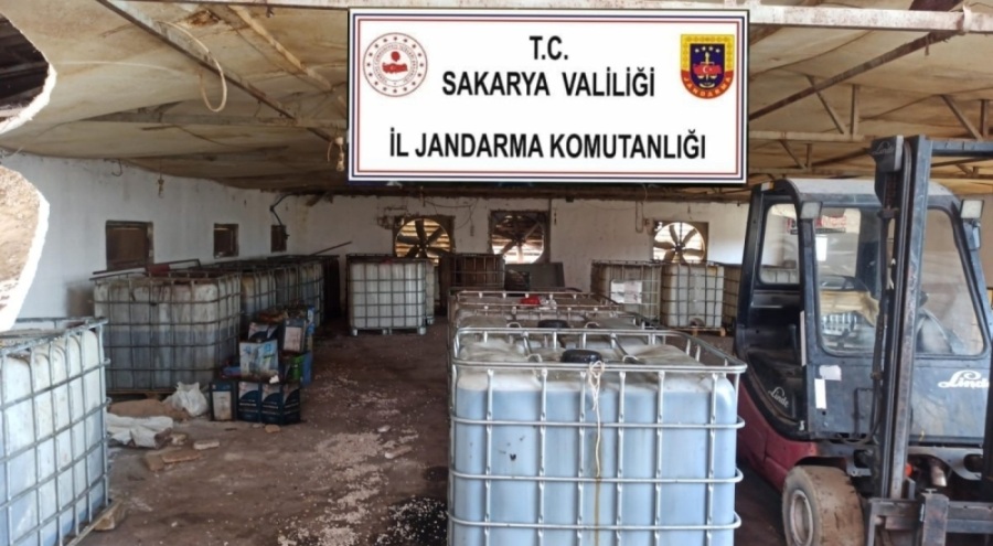 Sakarya'da 800 litre kaçak akaryakıt ele geçirildi