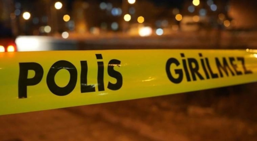 Babasını baltayla öldürdü