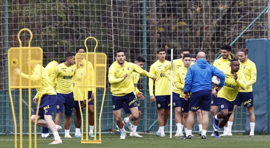 Fenerbahçe, Galatasaray maçı hazırlıklarına başladı