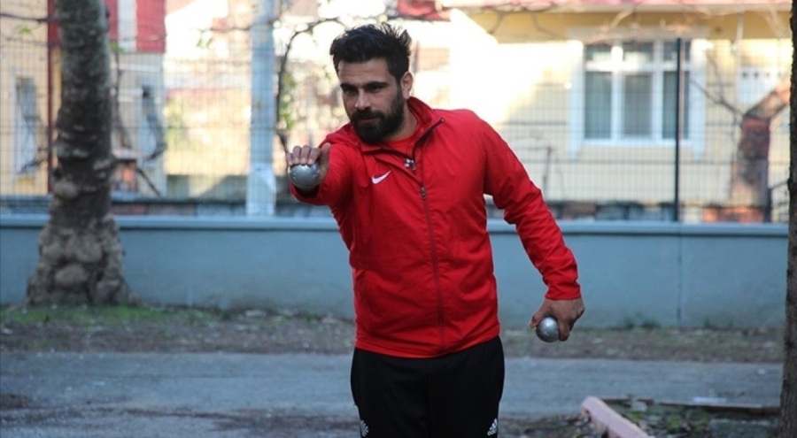 Milli sporcu Faik Dursun Öztürk, boccede yeni şampiyonluklar hedefliyor