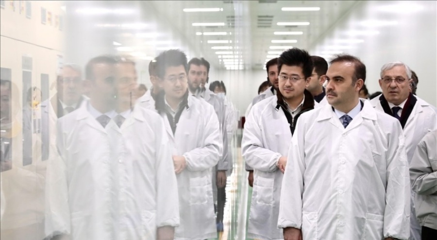 Bakan Kacır'dan Farasis Energy tesislerine ziyaret