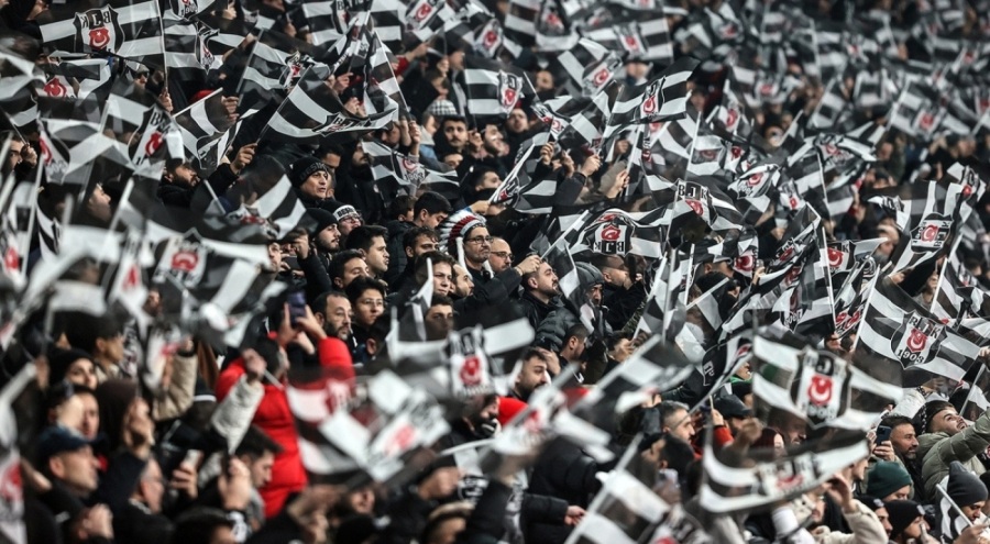 Beşiktaş taraftarından futbolculara tepki geldi!