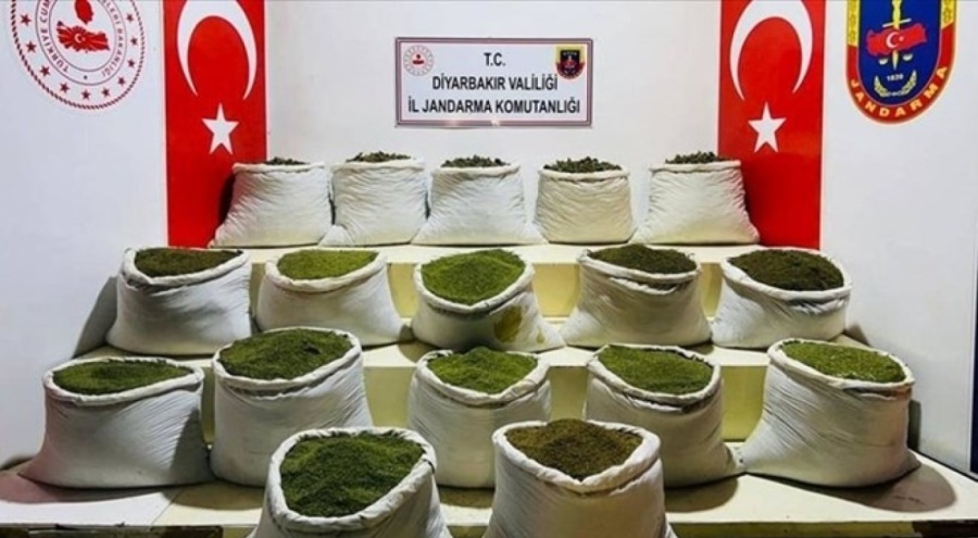 Diyarbakır'da 79 kilo esrar yakalandı