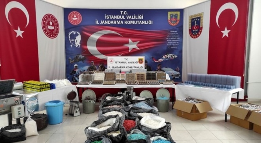 Uyuşturucu operasyonu!12 milyon 800 bin hap ele geçirildi