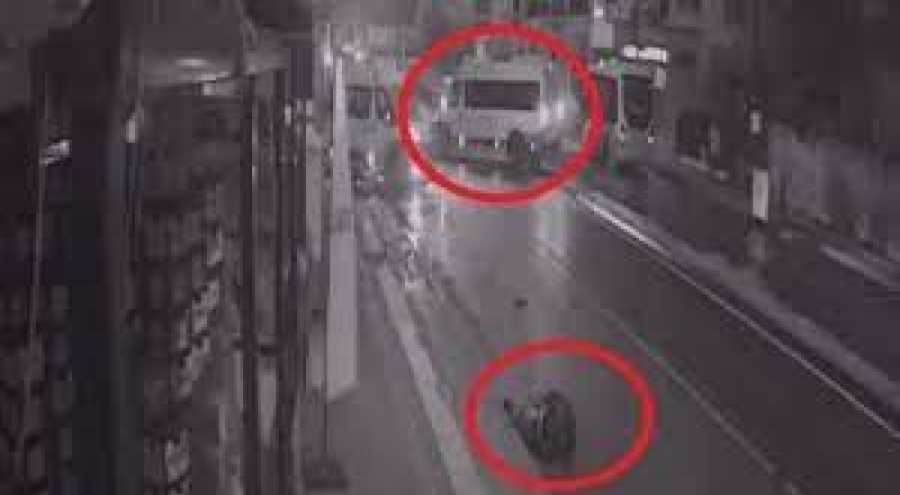 Feci kaza! Motosikletli metrelerce sürüklendi