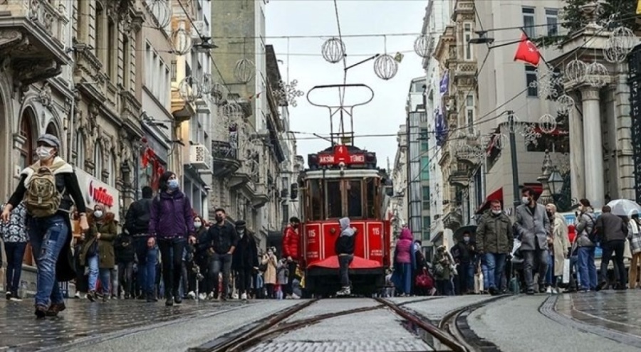 İstiklal Caddesi hanutçularına operasyon! Çok sayıda gözaltı