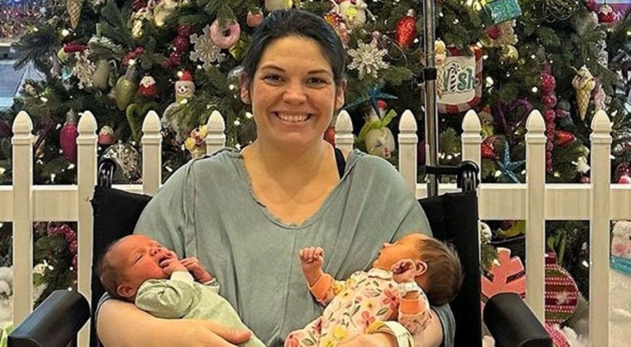 ABD'de bir kadın iki günde iki bebek doğurdu