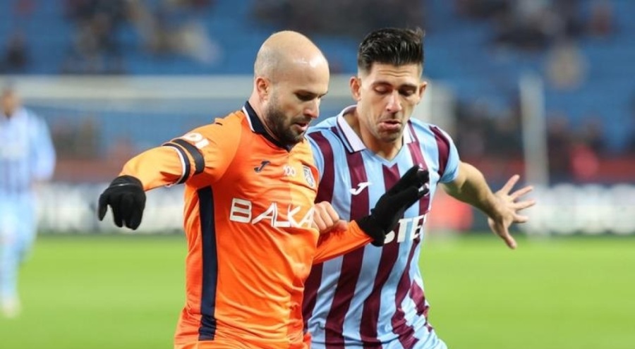 Trabzonspor ile RAMS Başakşehir'in karşılaşması 1-1'lik eşitlikle sona erdi