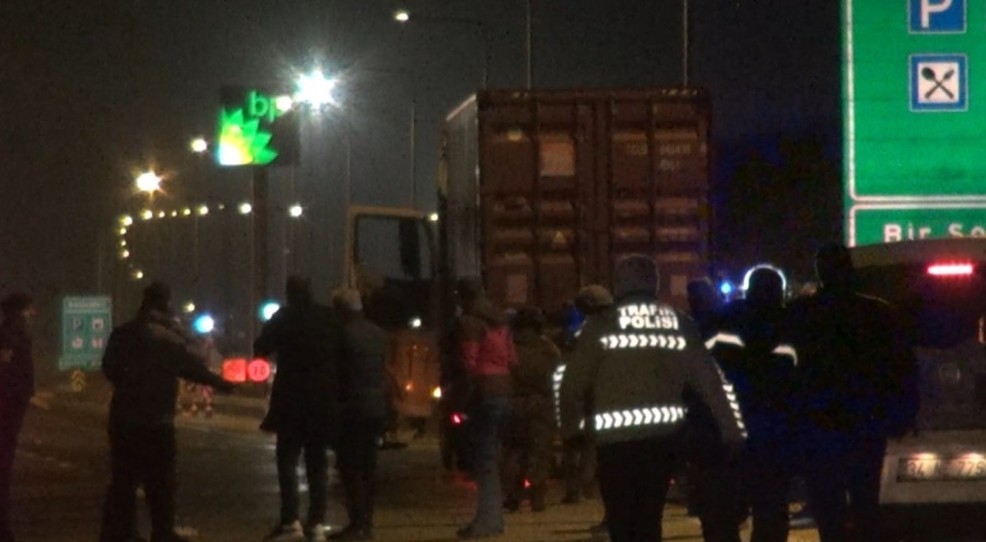TIR şoförünü rehin aldı, o anları paylaştı