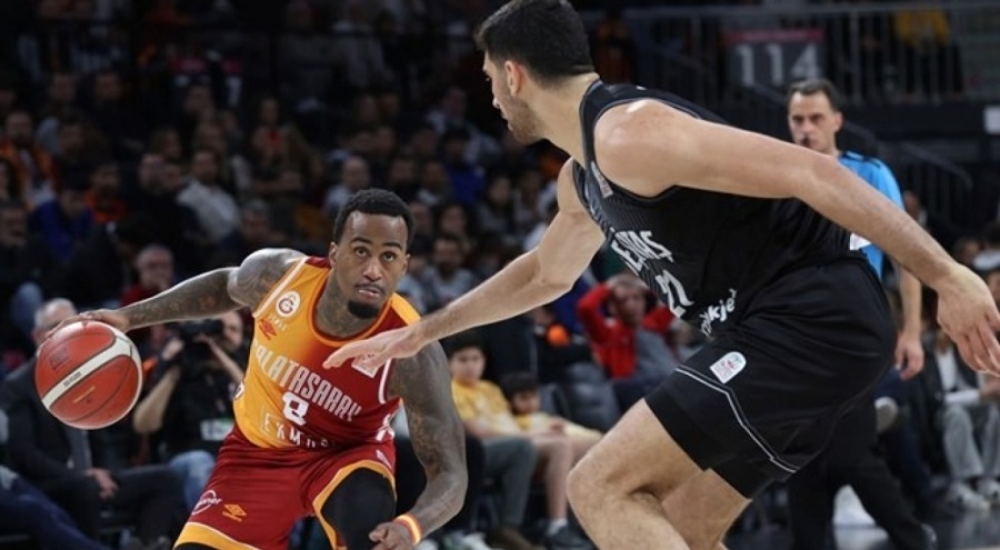 Galatasaray, Beşiktaş'ı mağlup etti