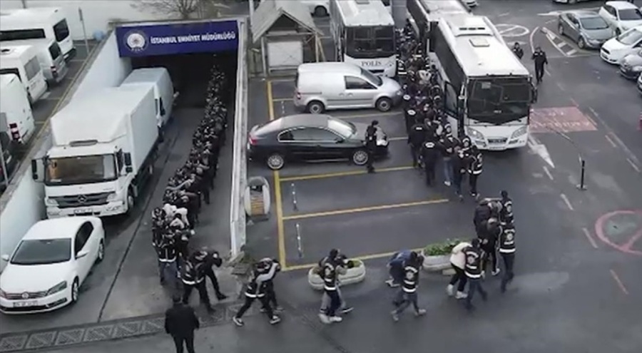 Kafes-23 operasyonlarında yakalanan zanlılar  adliyeye sevk edildi