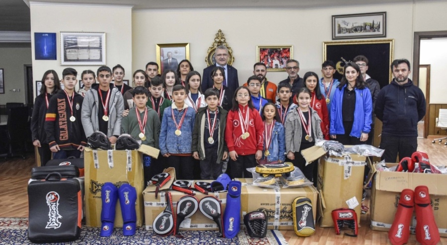 Bursa Karacabey'de sporcular başarılarıyla göz dolduruyor
