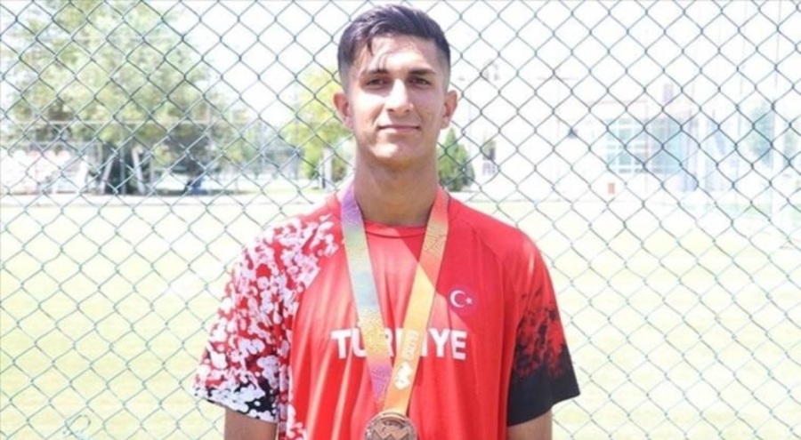 Milli atletten Türkiye rekoru!