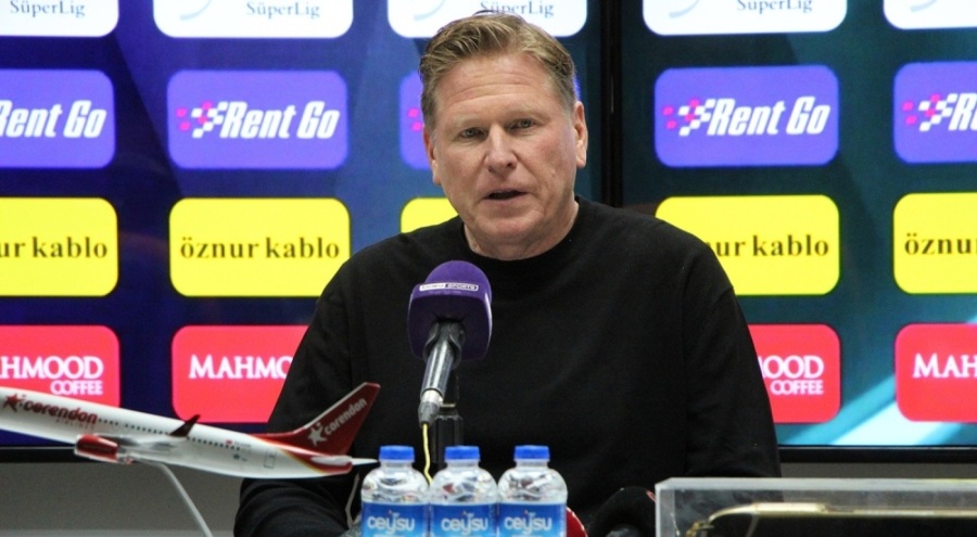 Samsunspor Teknik Direktörü: Bugün maçı ilk yarıda kaybettik