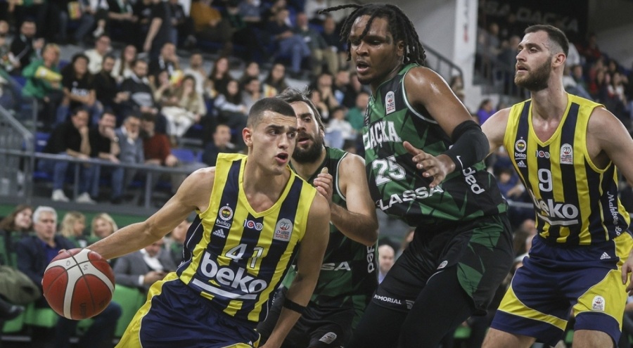 Fenerbahçe Beko 42 sayı farkla kazandı