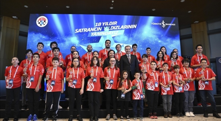 "Satrancın Yıldızları" İstanbul'da buluştu