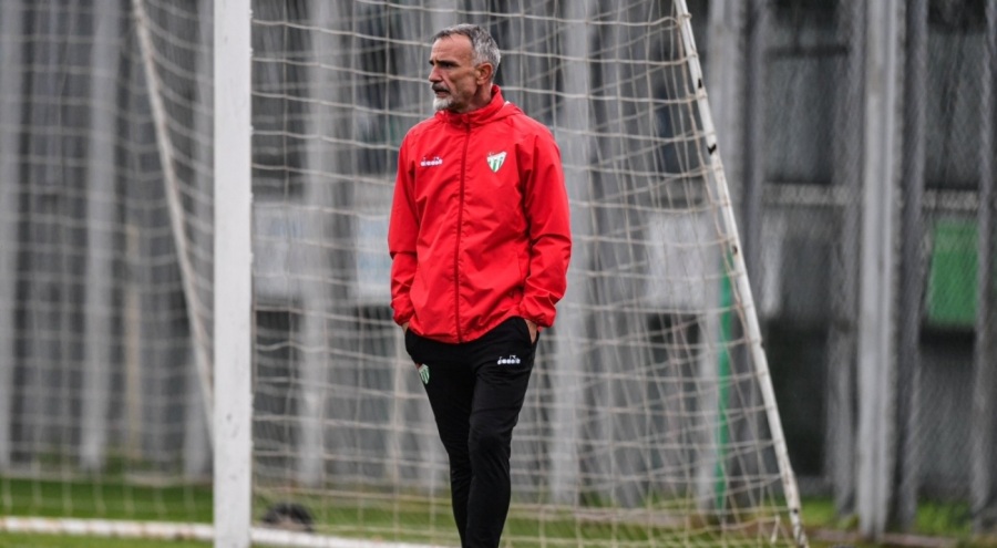 Bursaspor Teknik Sorumlusu Murat Sözkesen ayrıldı!