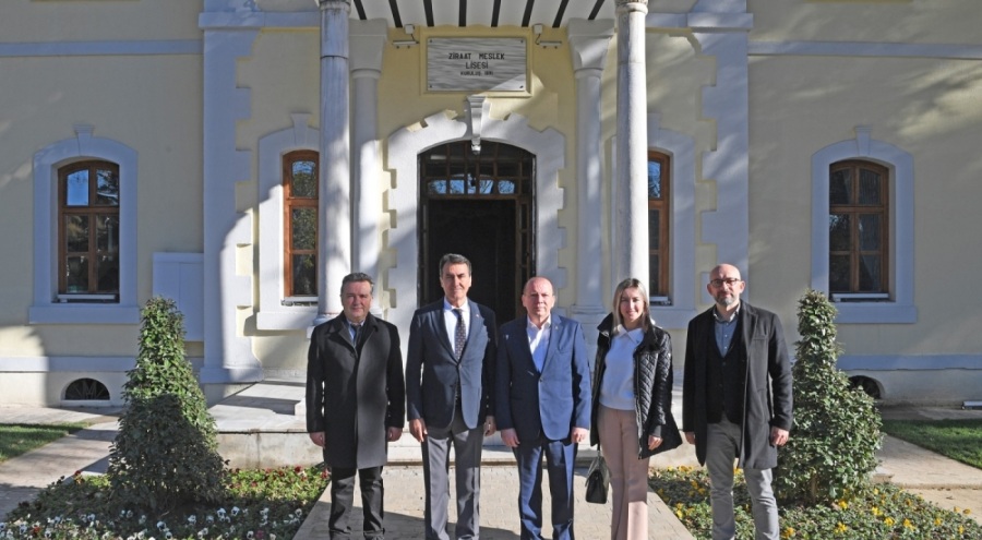 Bursa'da 132 yıllık okul eski ihtişamına kavuşuyor