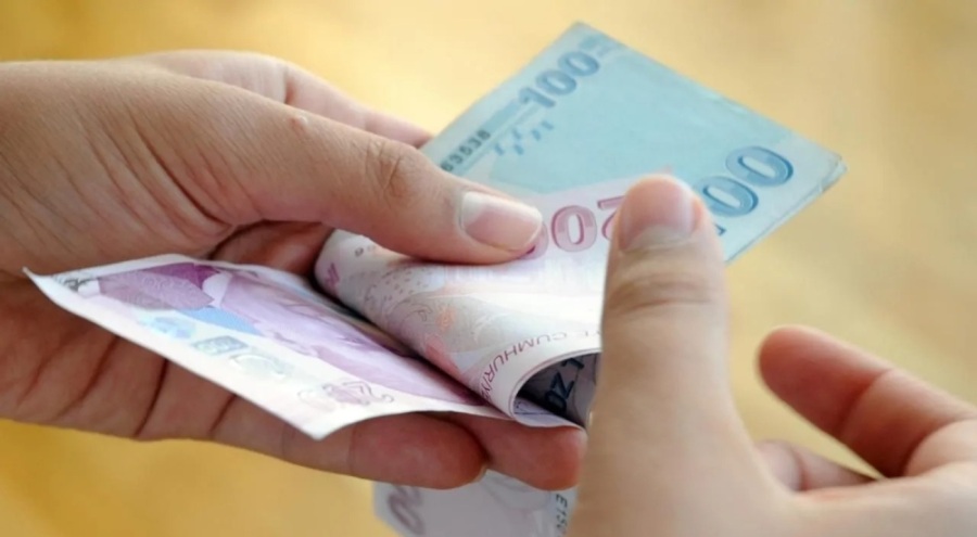 Çalışan emekliye verilecek 5 bin liralar yarın hesapta!