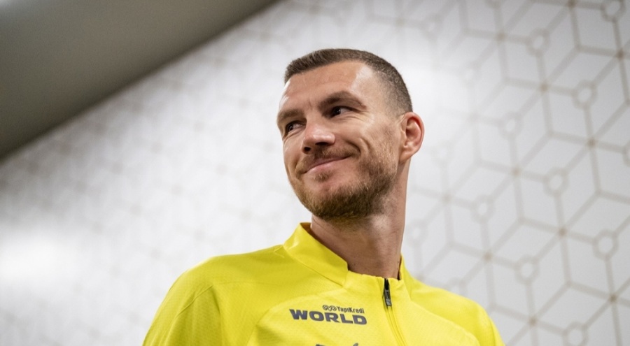 Dzeko, Icardi ile ilgili sorunun çevrilmediğini anlayınca bakın ne yaptı!