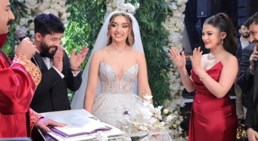 Şarkıcı Kurtuluş Kuş 10 yıllık aşkıyla evlendi