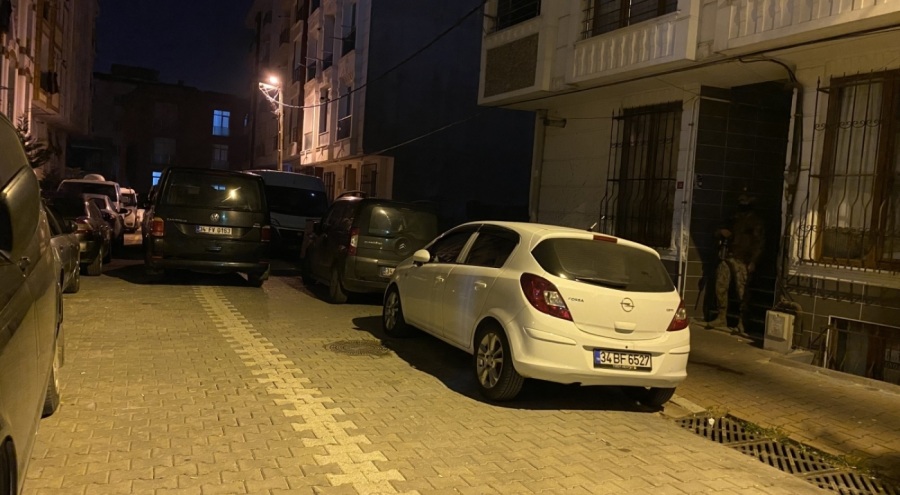 Röntgencilik yaptığını iddia ettiği komşusunun evine kurşun yağdırdı!