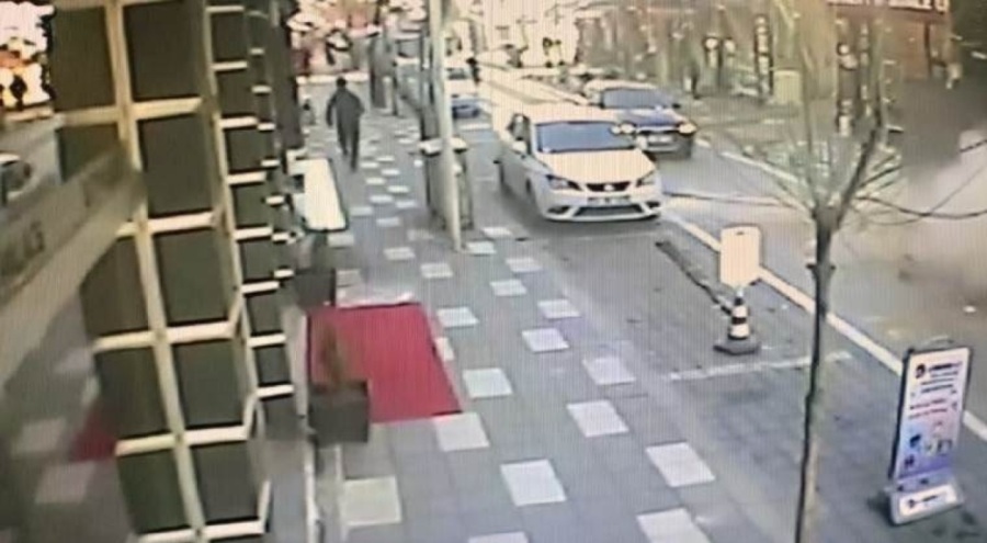 Bina yıkımında facianın eşiğinden dönüldü!