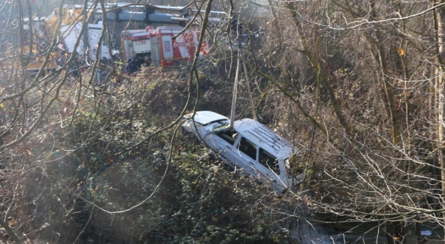 2 gündür kayıptı dere yatağında otomobilde cesedi bulundu