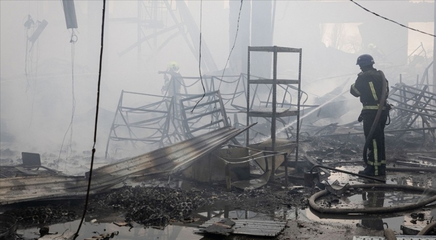 Ukrayna: Rusya'nın füze saldırılarında 39 kişi öldü