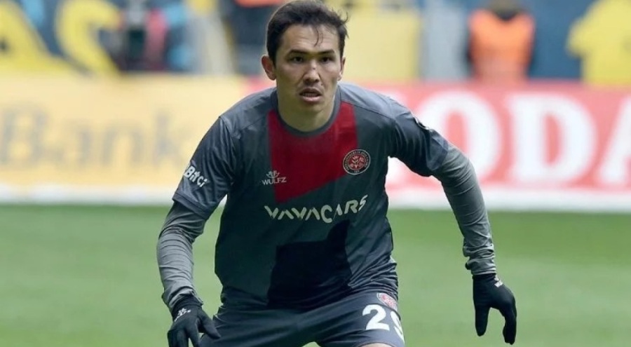 Fatih Karagümrük'te Otabek Shukurov'un sözleşmesi feshedildi
