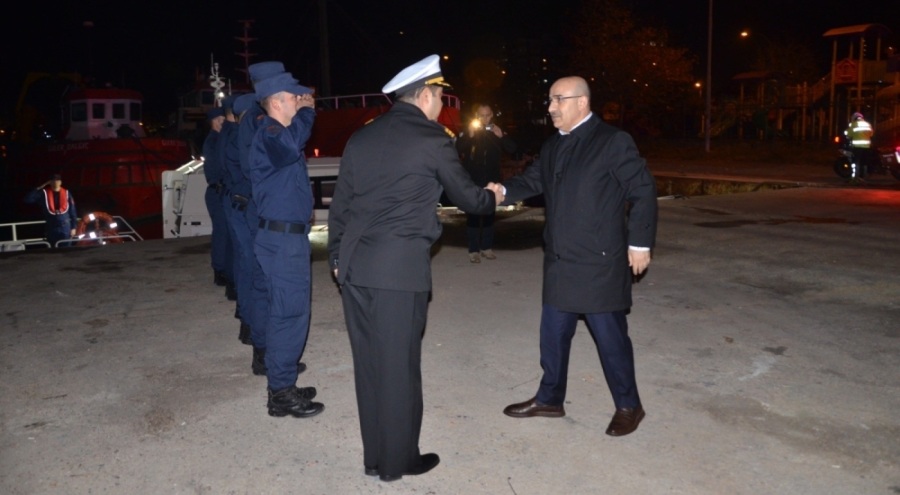 Bursa Valisi Demirtaş, yeni yıla polis ve askerler ile girdi