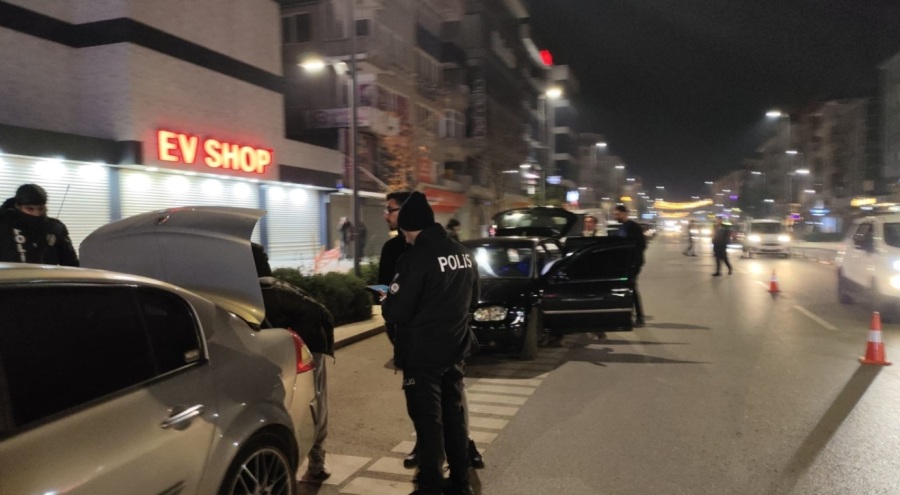 Yılbaşında bin 868 kişi sorgulandı