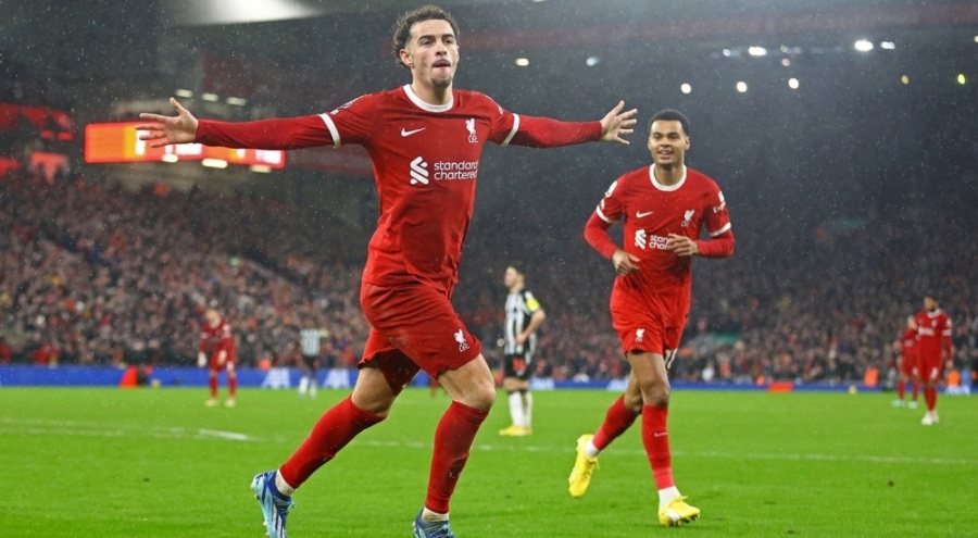 Liverpool, Newcastle United'ı 4 golle yendi