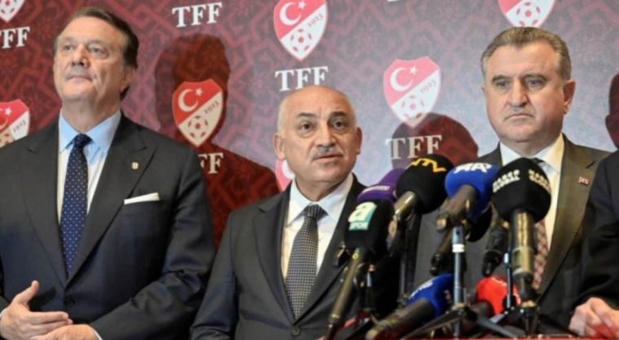 TFF'de hareketli saatler: Büyükekşi'nin istifası kapıda mı?